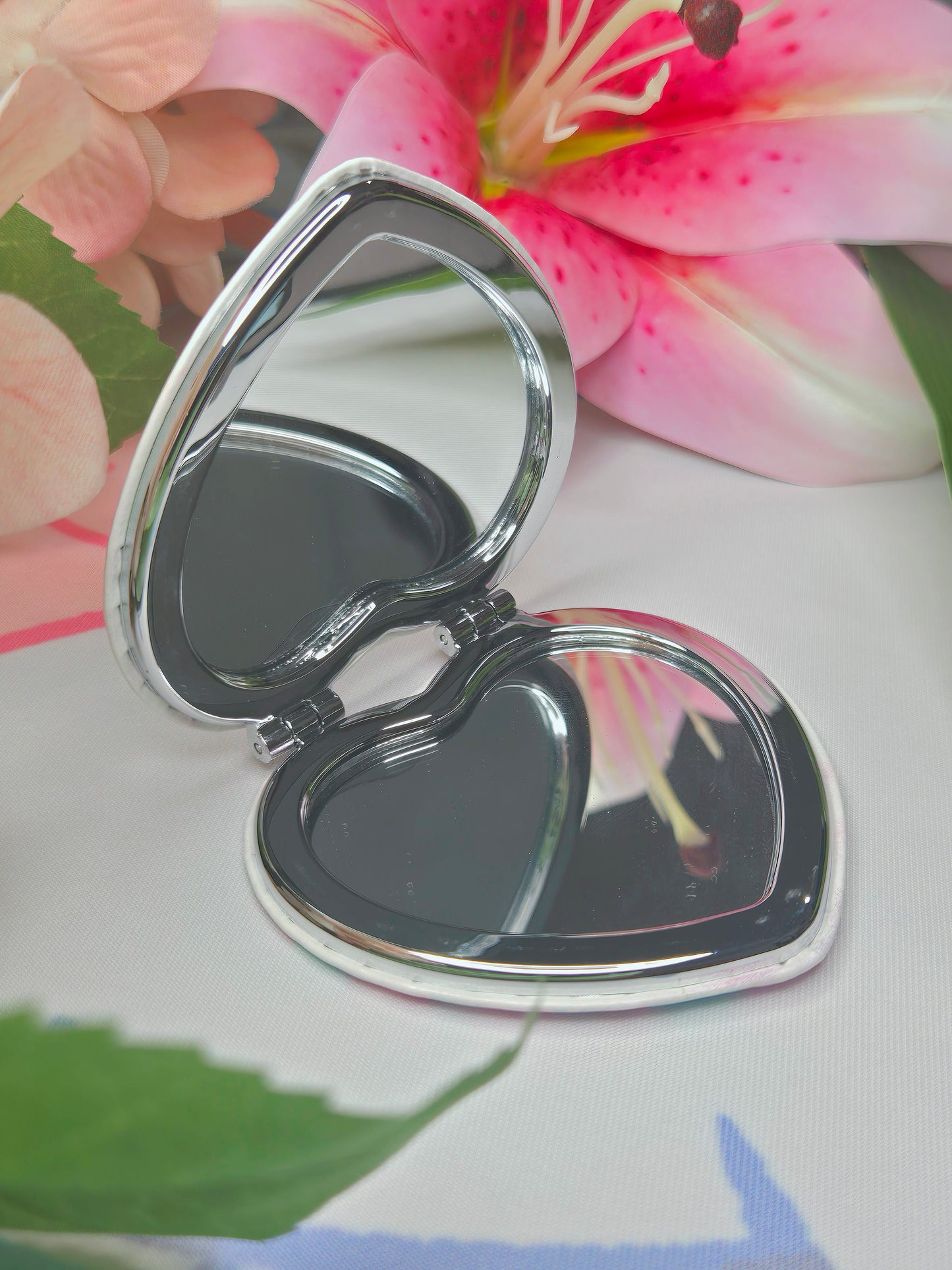 VOCALOID | HAND MIRRORS | Miku Hatsune ★